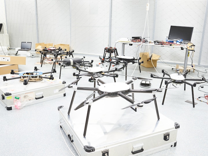 Drone applications using private wireless networks