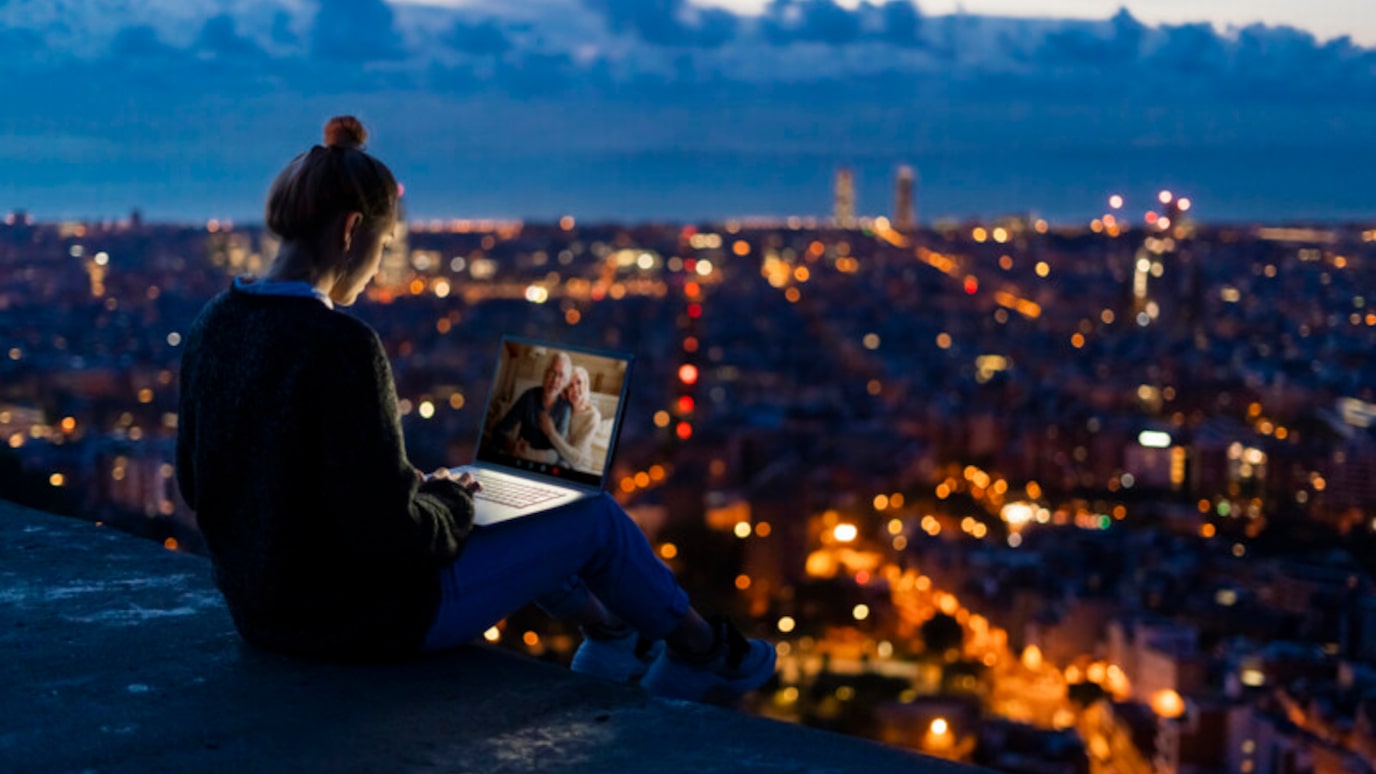 woman working on laptop