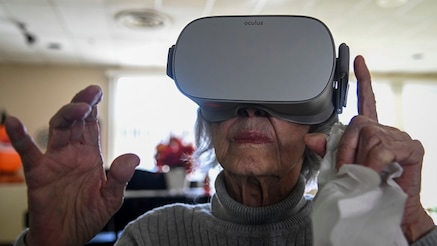 old lady with VR-metaverse