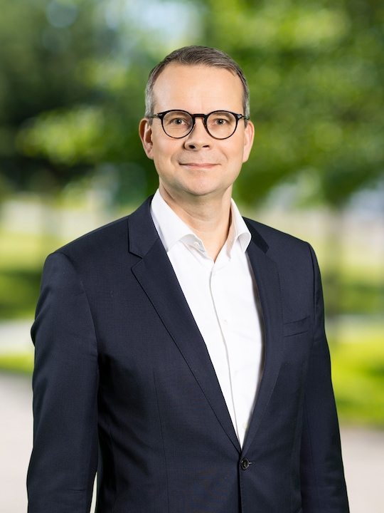 Esa Niinimäki, Chief Legal Officer (CLO)