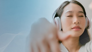 girl with headphones