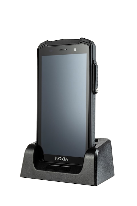 Nokia Industrial 5G handheld HHRA501x with desktop charger