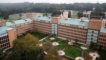 High-resolution drone footage of the Nokia Bell Labs Murray Hill, New Jersey campus 