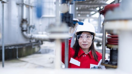 women working in plastic industry