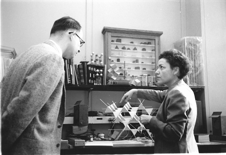 In 1942, Bell Labs hired its first woman scientist, Elizabeth Armstrong Wood, PhD. Wood co-founded the American Crystallographic Association (ACA) where she served as president in 1957.