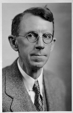 Clinton J. Davisson. 1937 Nobel Prize Physics: Electron diffraction by crystals.