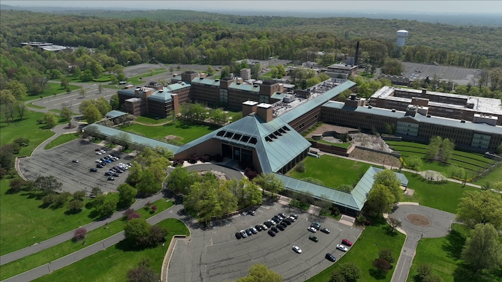 Aerial photo of Nokia Bell Labs Murray Hill, New Jersey.