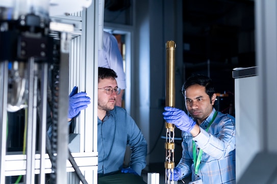 Nokia Bell Labs researchers working in the quantum computing lab.