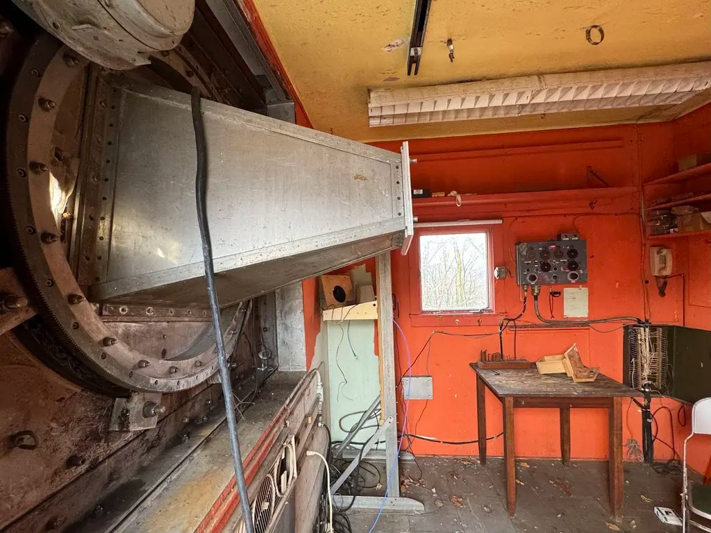 Interior view of the antenna