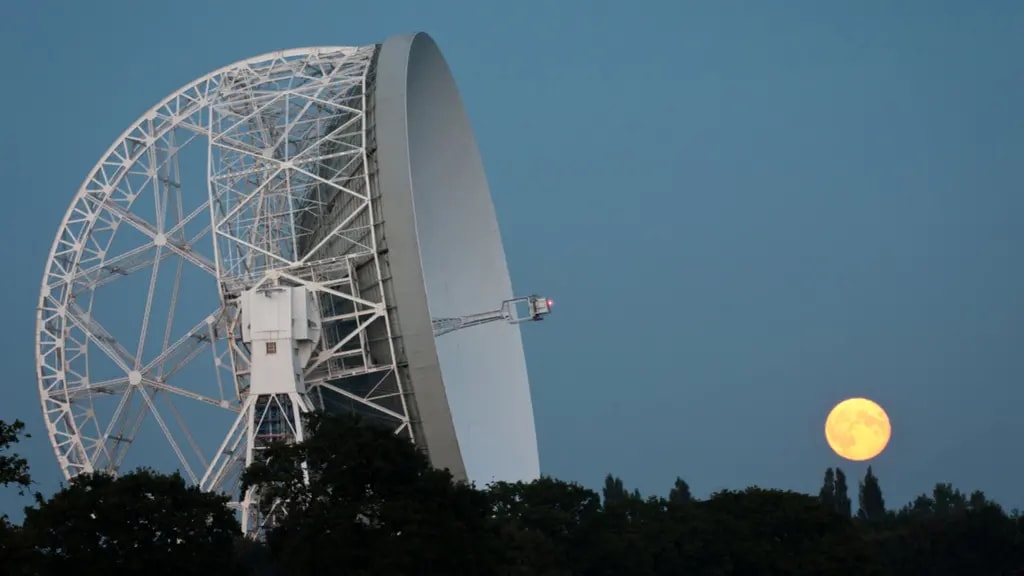 The Lovell Radio Telescope at Jodrell Bank Observatory, Cheshire, UK.