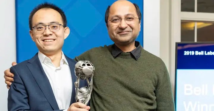 2019 Bell Labs Prize winners replicate the power of quantum computing on a chip