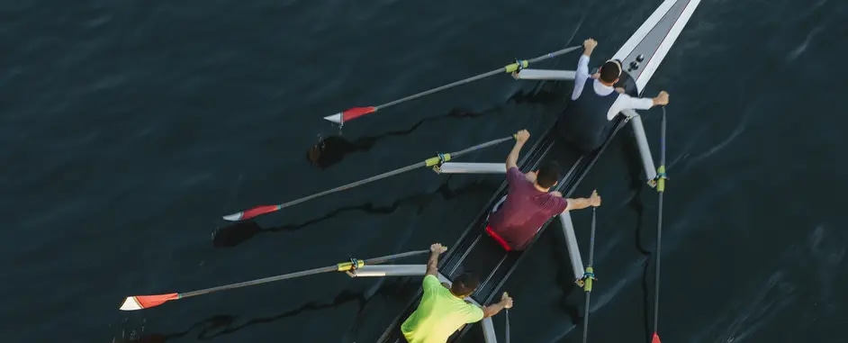 people rowing